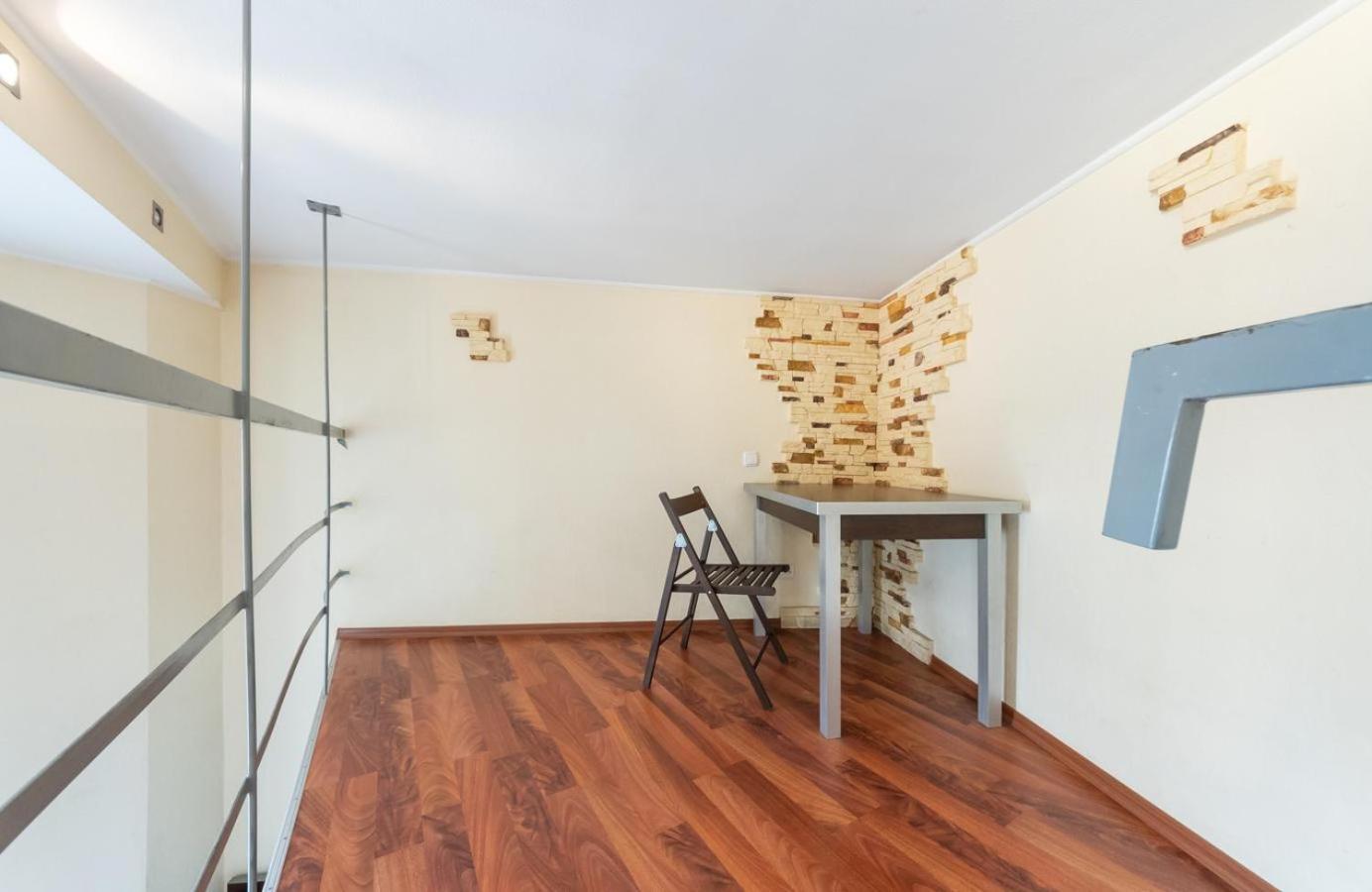 Comfortable Apartment On Mikhaylovskiy Lane Kiev Bagian luar foto